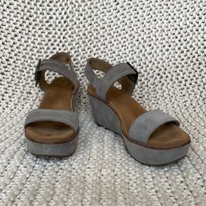 Clarks Chunky Wedges!